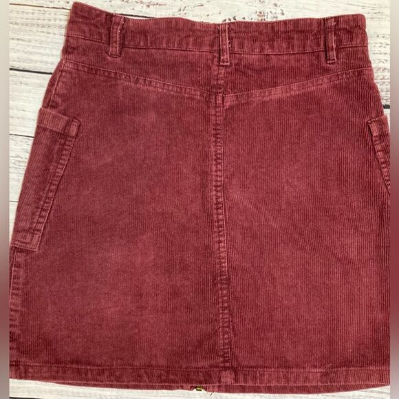 Altar’d State Corduroy Mini Skirt Zippered Maroon with pockets size Small - Picture 6 of 8